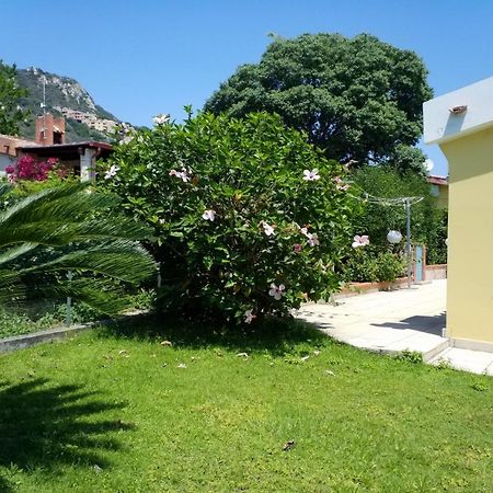 Villa Azzurra Nel Centro Di 코스타 레이 외부 사진